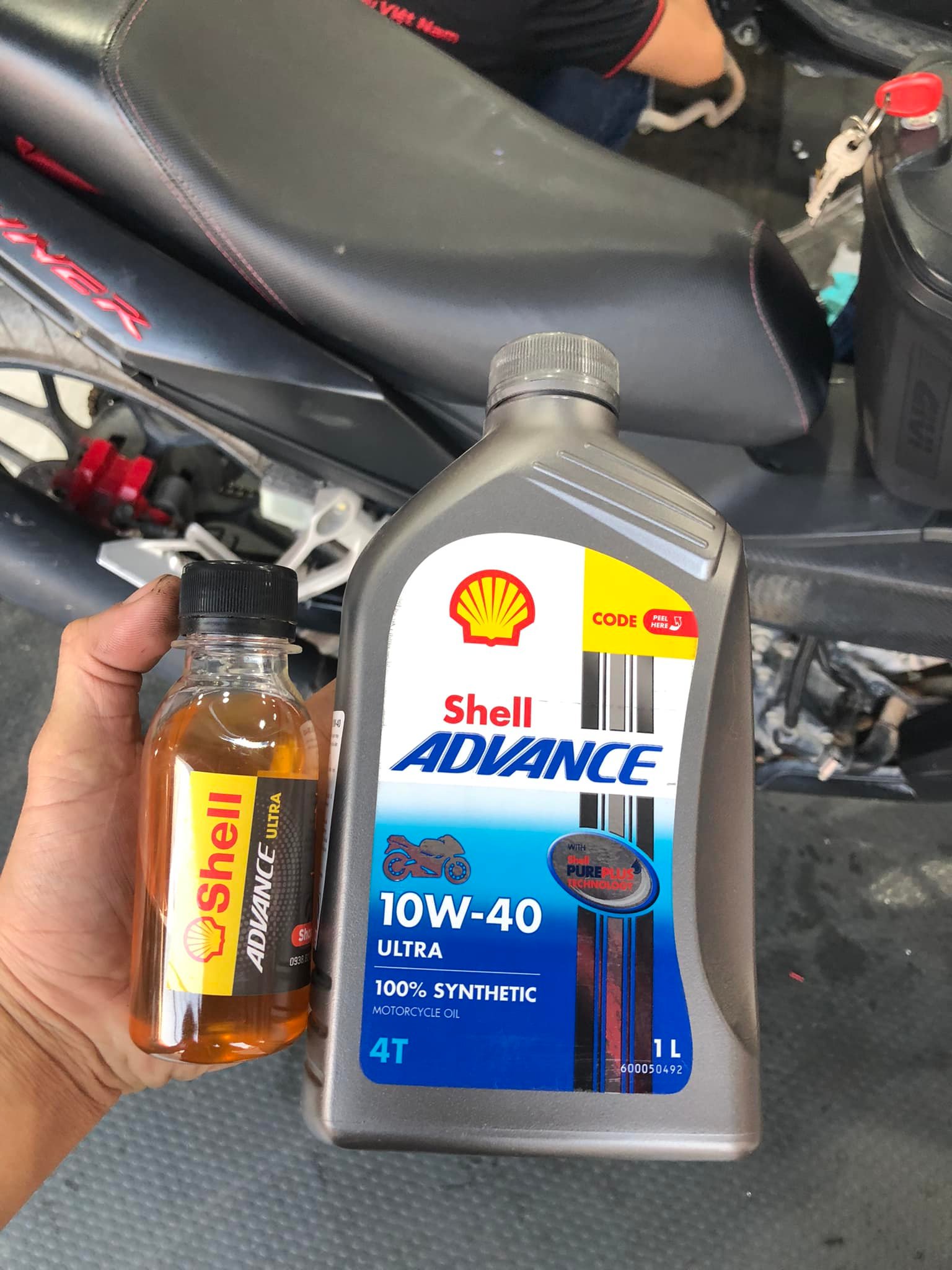 Combo nhớt shell advance ultra 10w40 1l và 100ml chiết lẻ