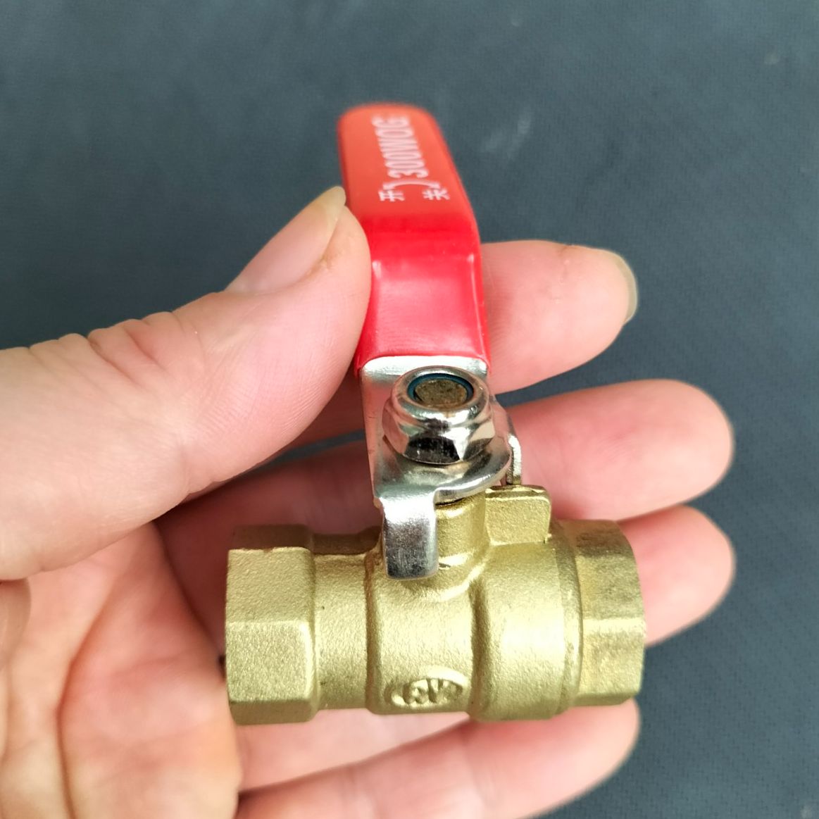 Van bi hai đầu ren trong 17mm-3/8'