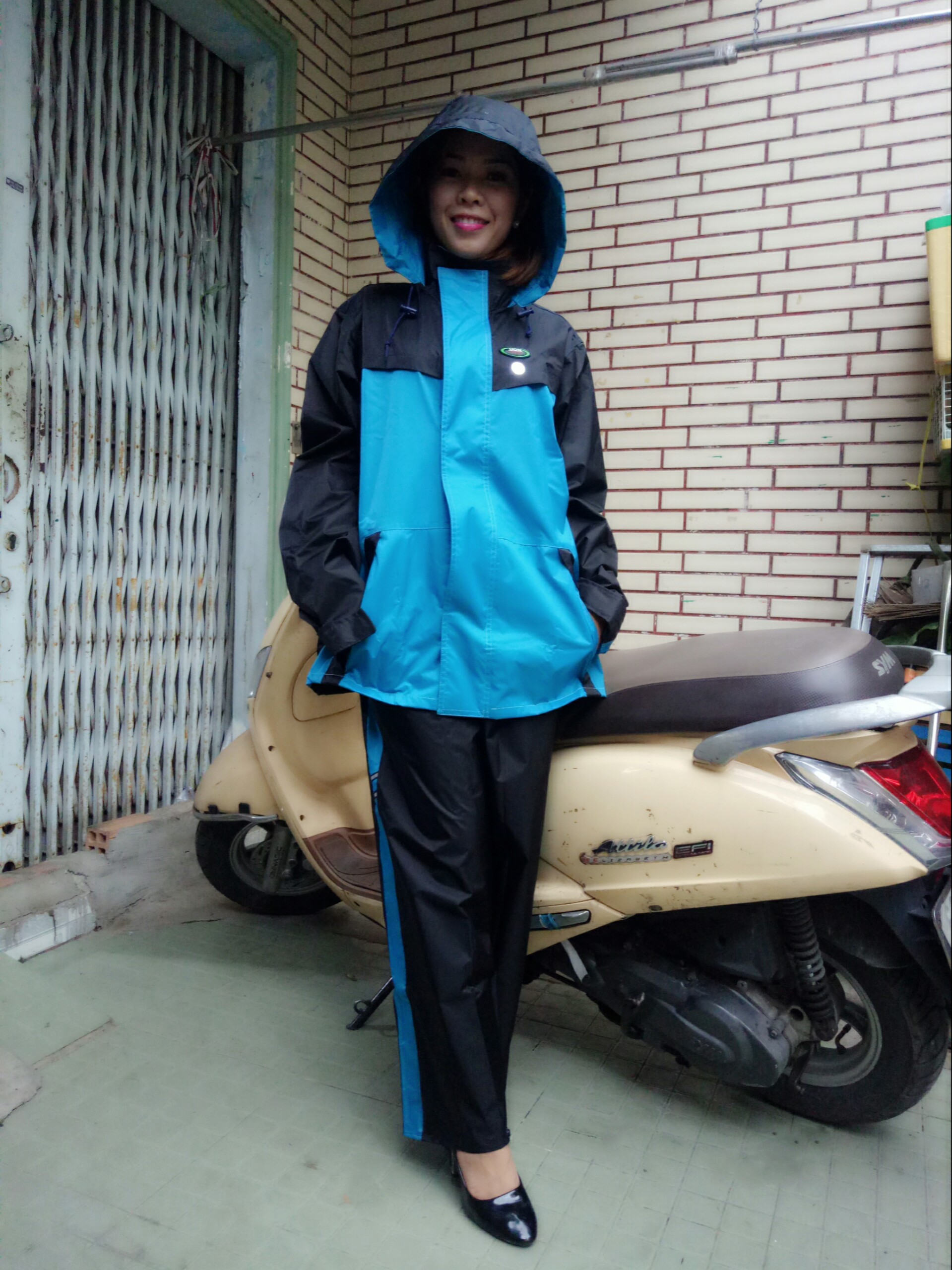 ÁO MƯA BỘ THỂ THAO CAO CẤP