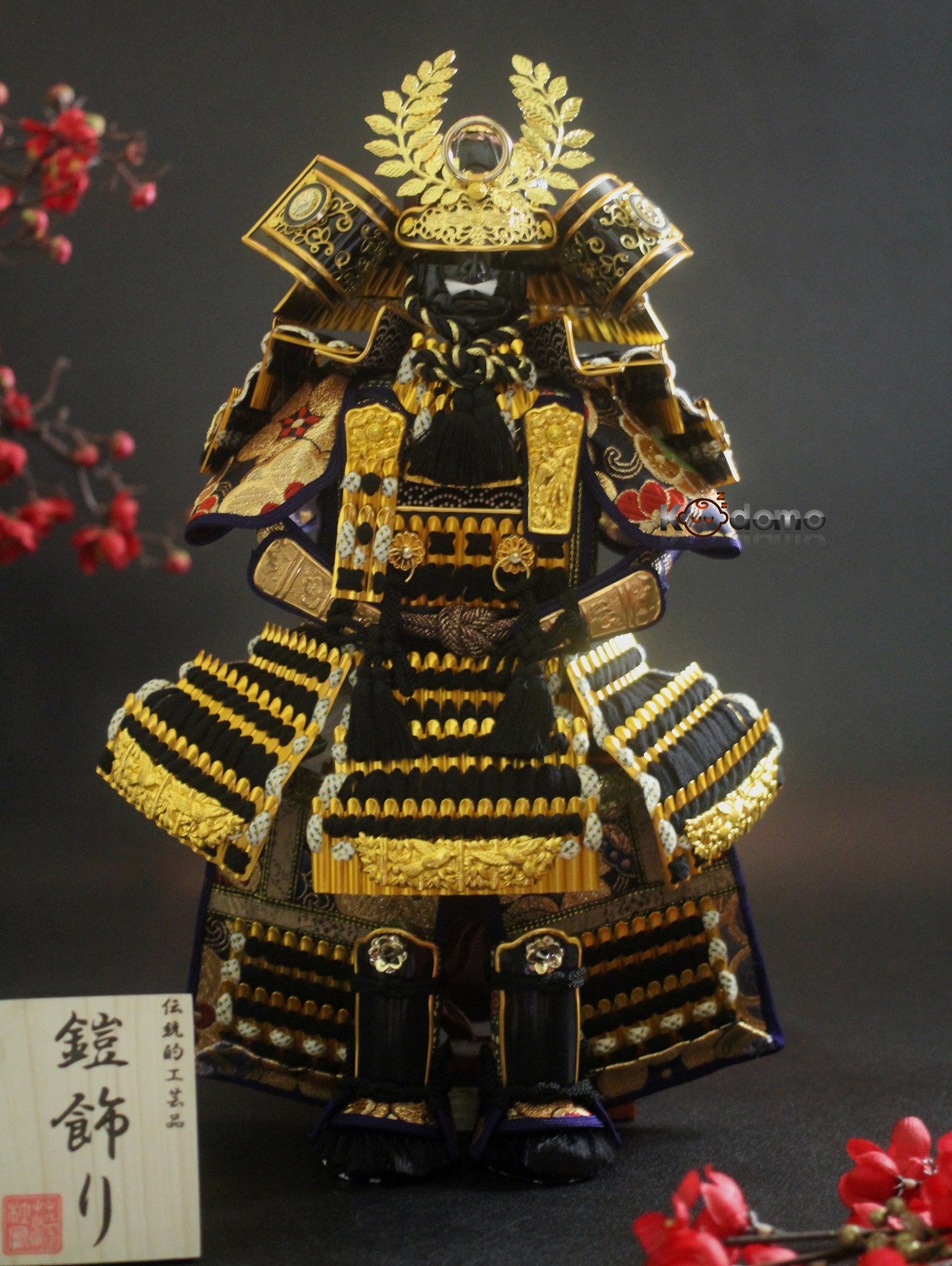 búp bê nhật bản , búp bê samurai , áo giáp samurai  , 人形 , 武者人形 , 子供大将 , 鎧 , 兜 , 五月人形, 日本武士