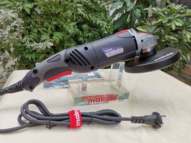 Máy mài cầm tay makute ag015 150mm