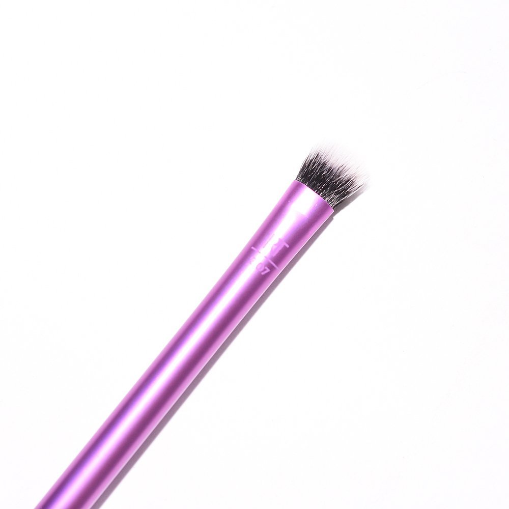 Cọ Tán Bầu Mắt Nhỏ RT Real Techniques Shading RT307