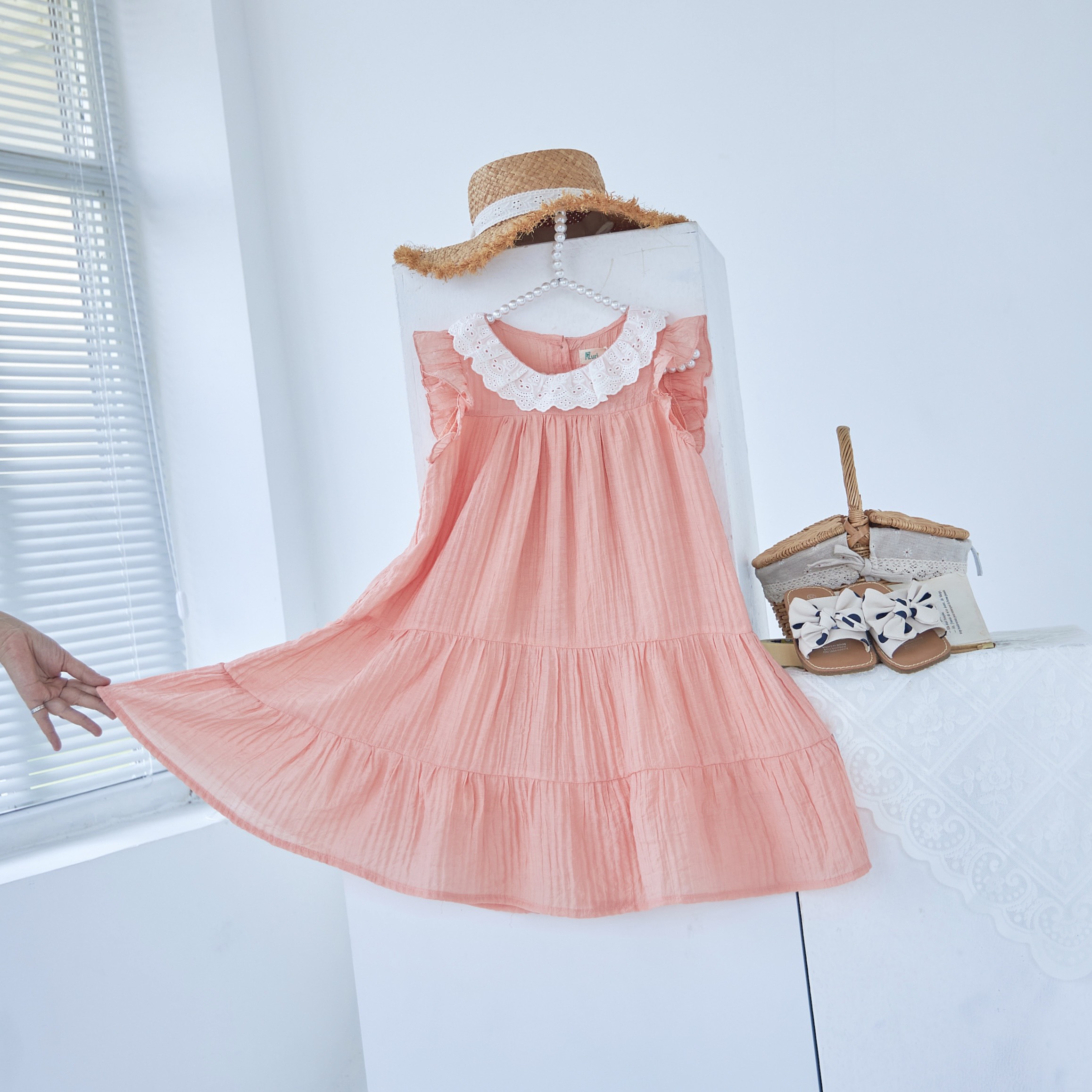 [NEW ARRIVAL] ĐẦM TƠ NHÚNG CỔ REN