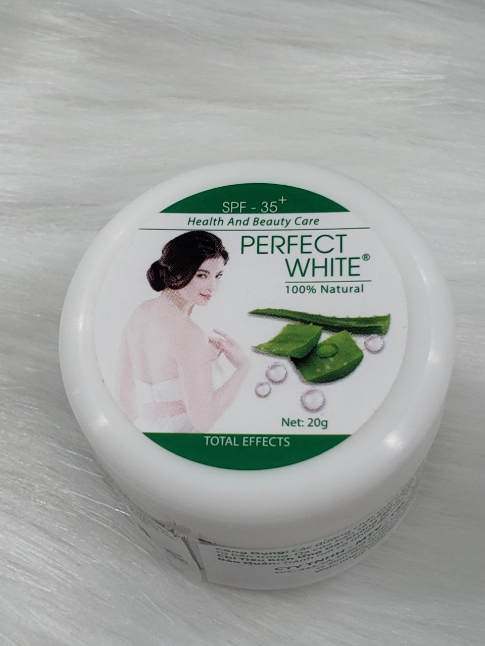 [HCM]Kem kích trắng body Perfect White Total Effects