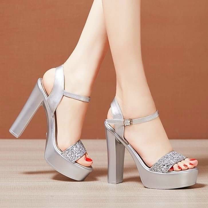 GIÀY SANDAL CAO GÓT ĐÍNH ĐÁ