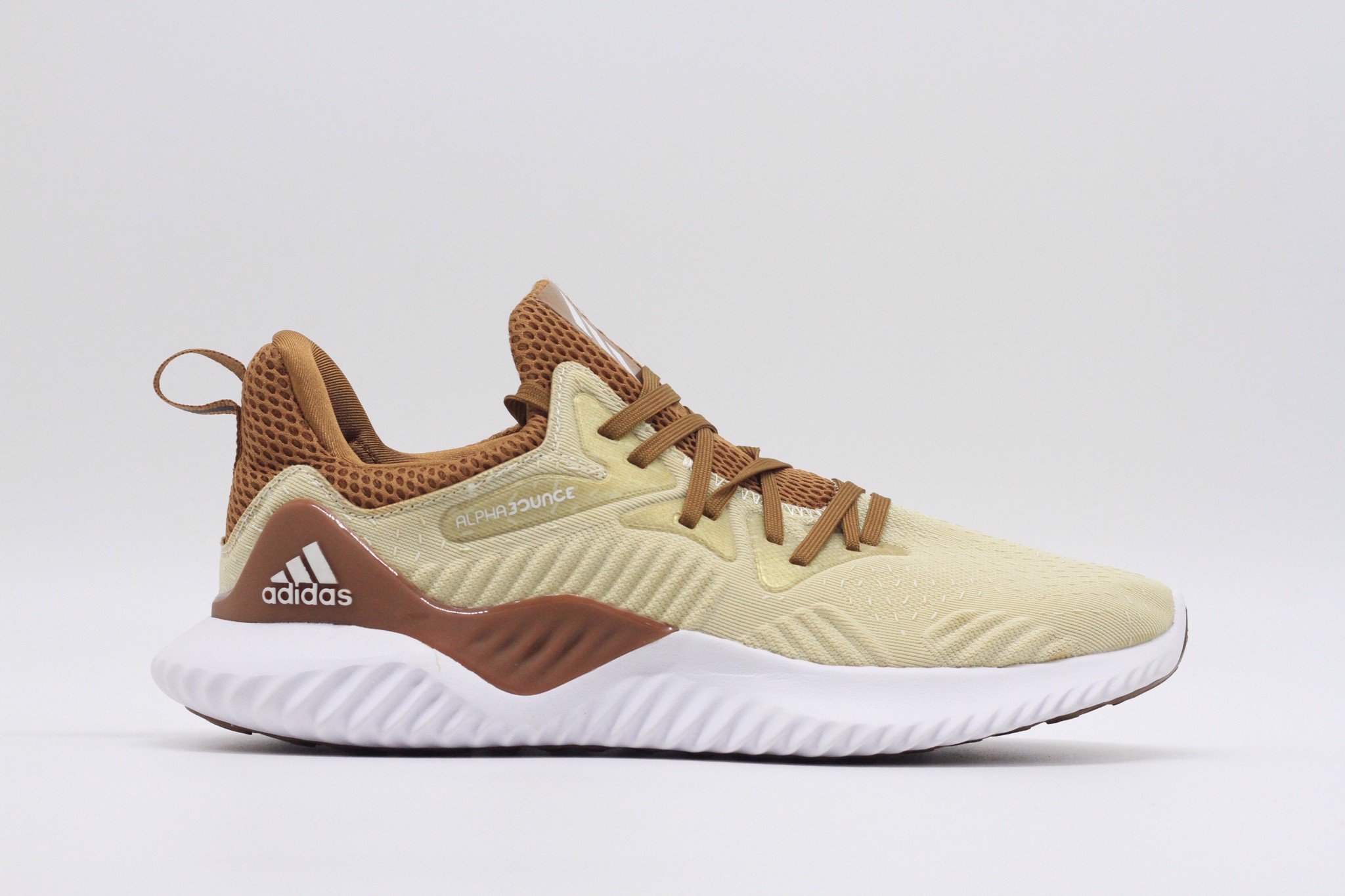 GIÀY THỂ THAO ADIDAS ALPHABOUCE VÀNG NÂU