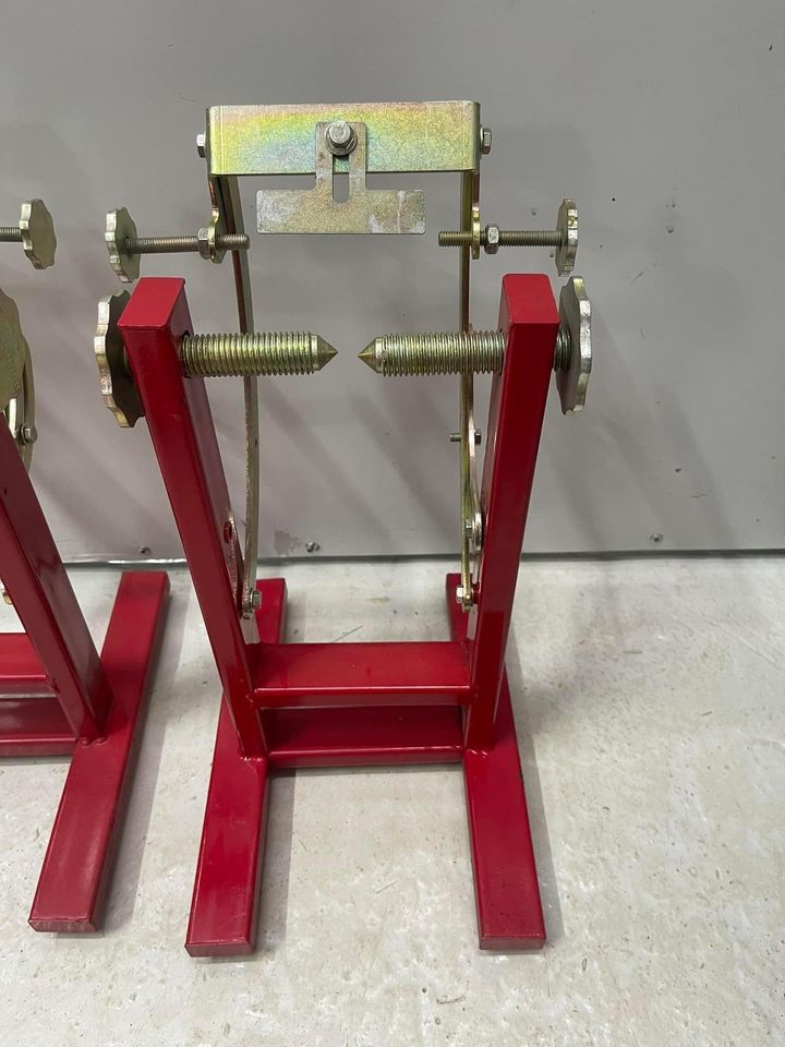 Giá cân vành xe máy loại 1