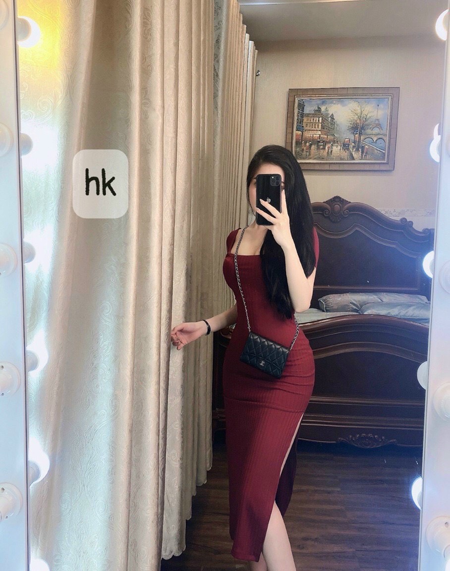 Đầm Body Cổ Vuông Tay Ngắn Xẻ 1 Bên Đùi Chất Thun Gân Thích Hợp Mặc Đi Tiệc Đi Làm Đi Chơi
