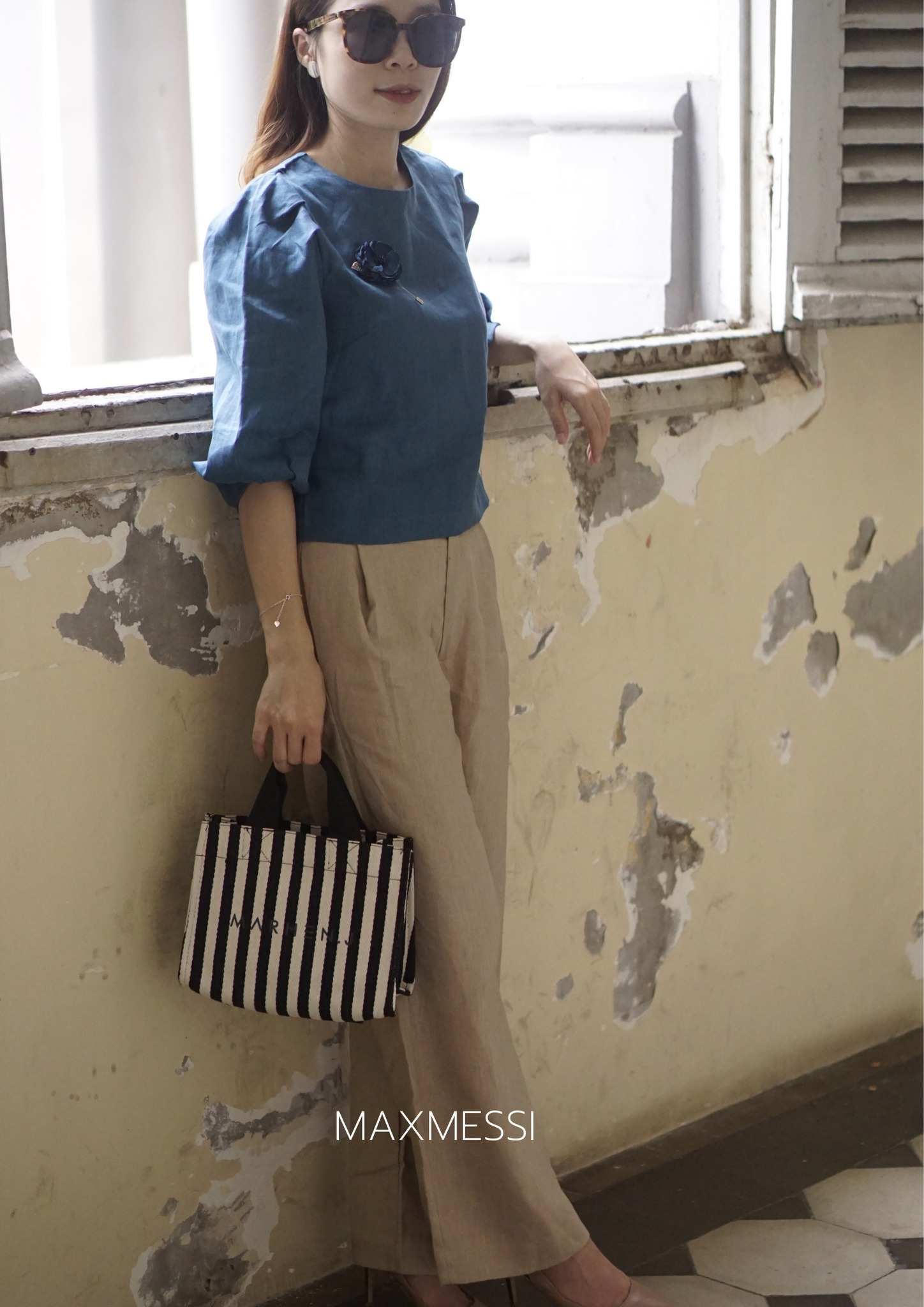 Áo top linen tay phồng RADIANT- MaxMessi
