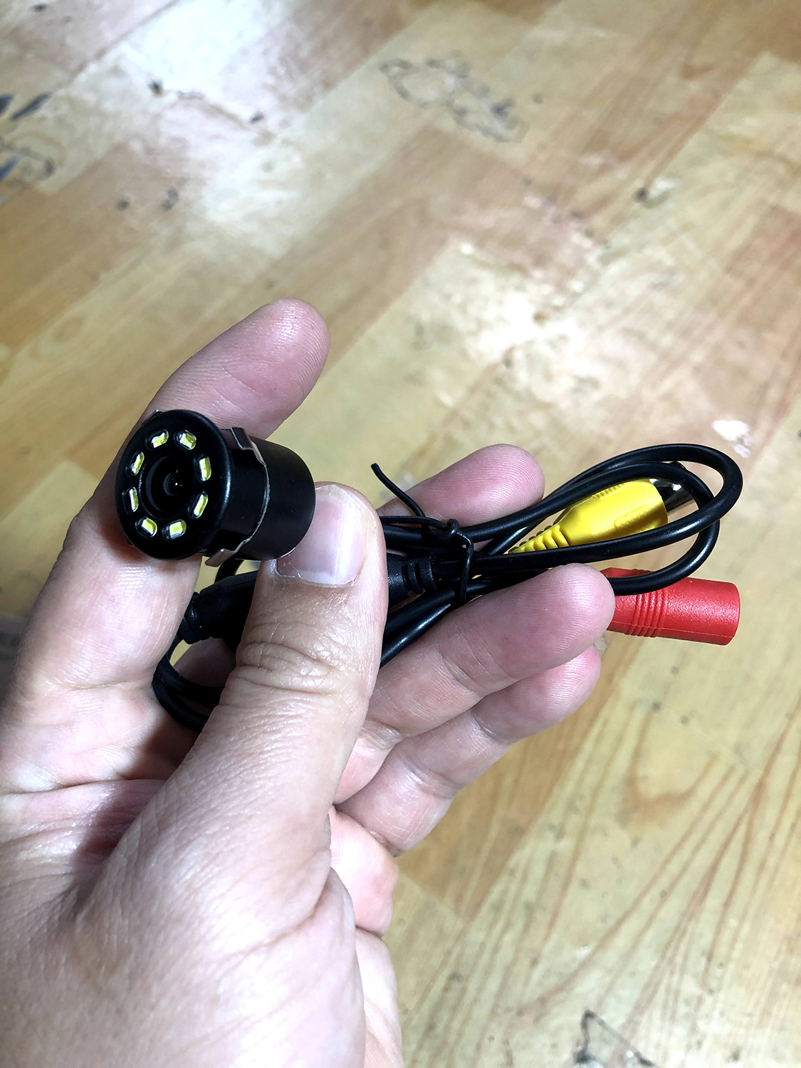 Camera lùi 8 led, chân cắm AV, dùng với màn hình DVD, TFT, Android