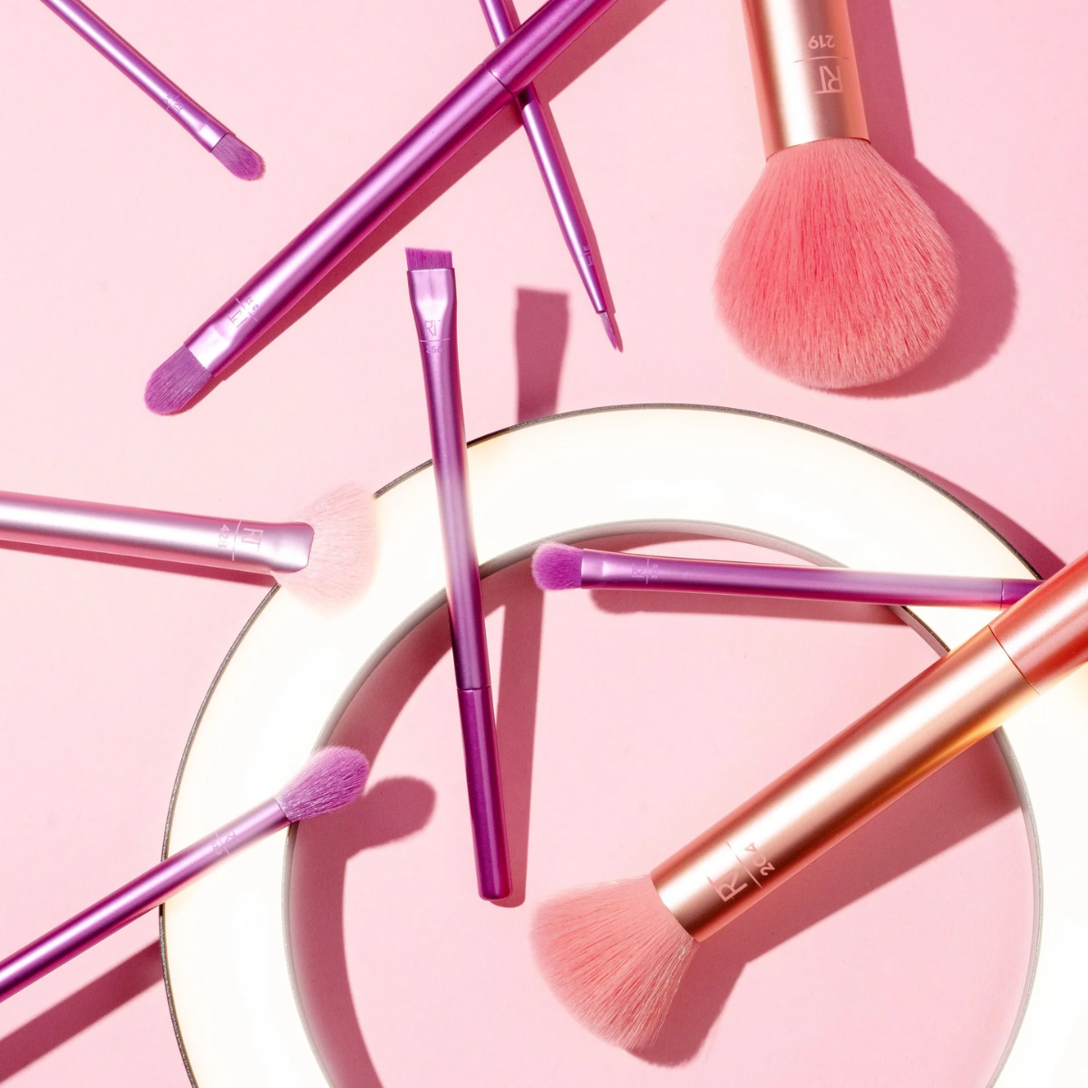 Bộ cọ trang điểm cá nhân RT Real Techniques 9 cây Insta Artist Brush Set 0071