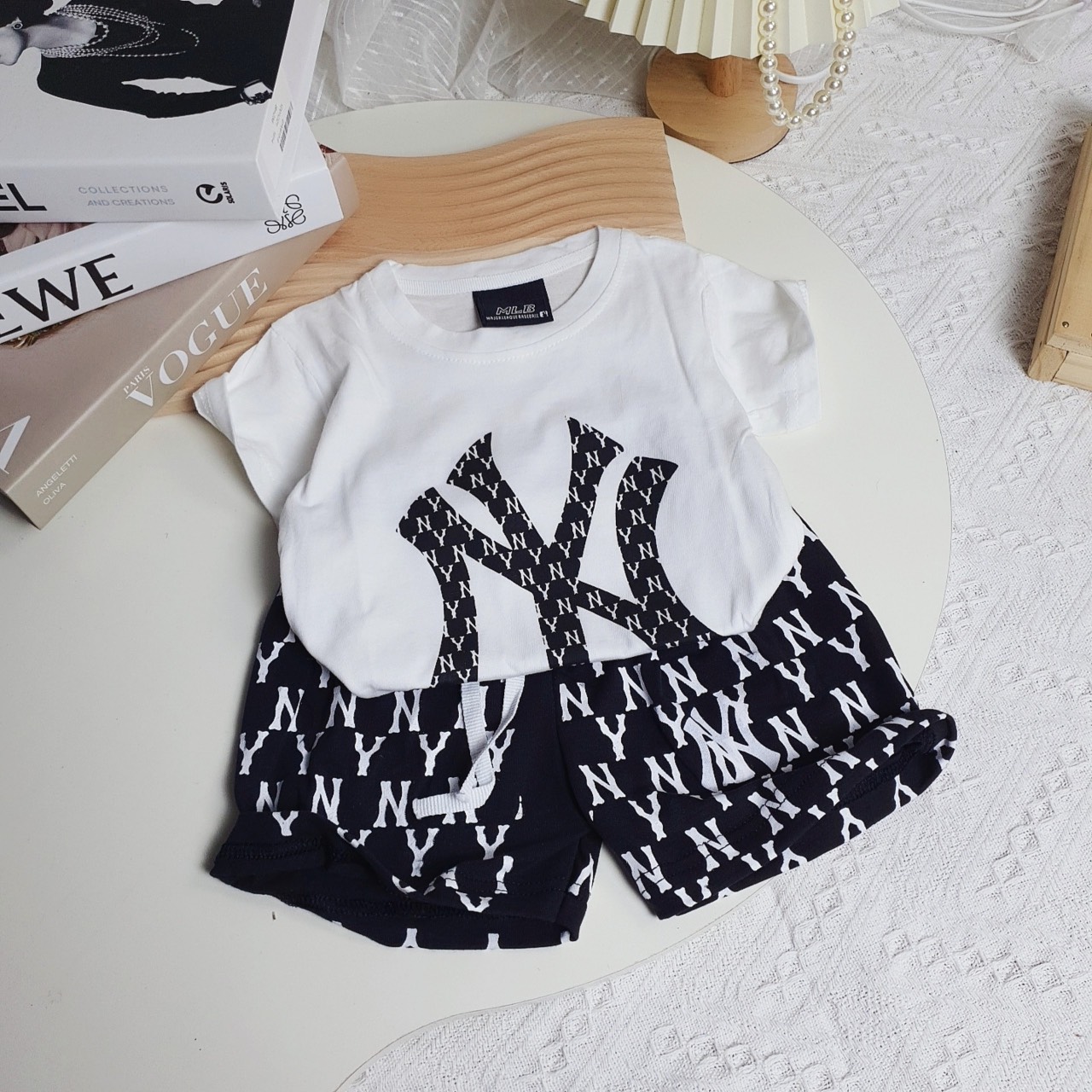 Bộ Quần Áo Cộc Tay Cho Bé Trai In Chữ N.Y Chất Cotton Mặc Hè Cực Mát , Thời Trang Cho Bé Từ 8-28kg-SUMOKISD
