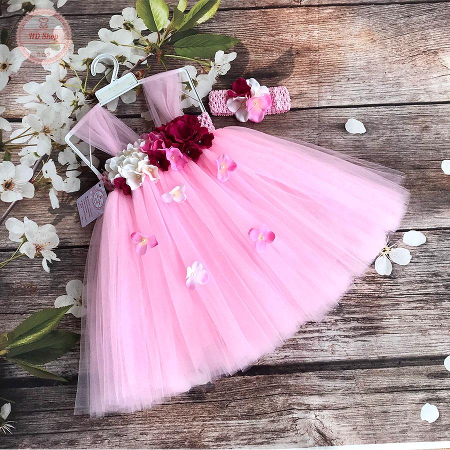 Đầm công chúa cho bé hồng phấn