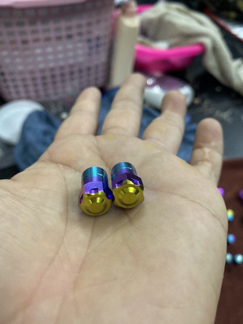 [HCM]ốc van vòi titan kiểu