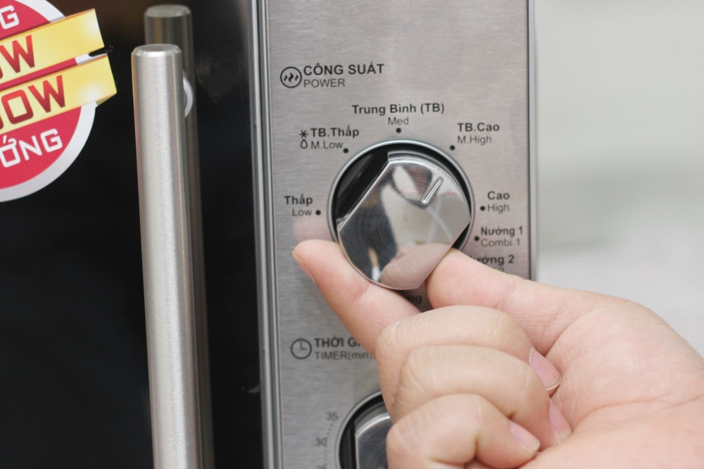 Lò vi sóng Sharp có nướng R-G227VN - 20 lít