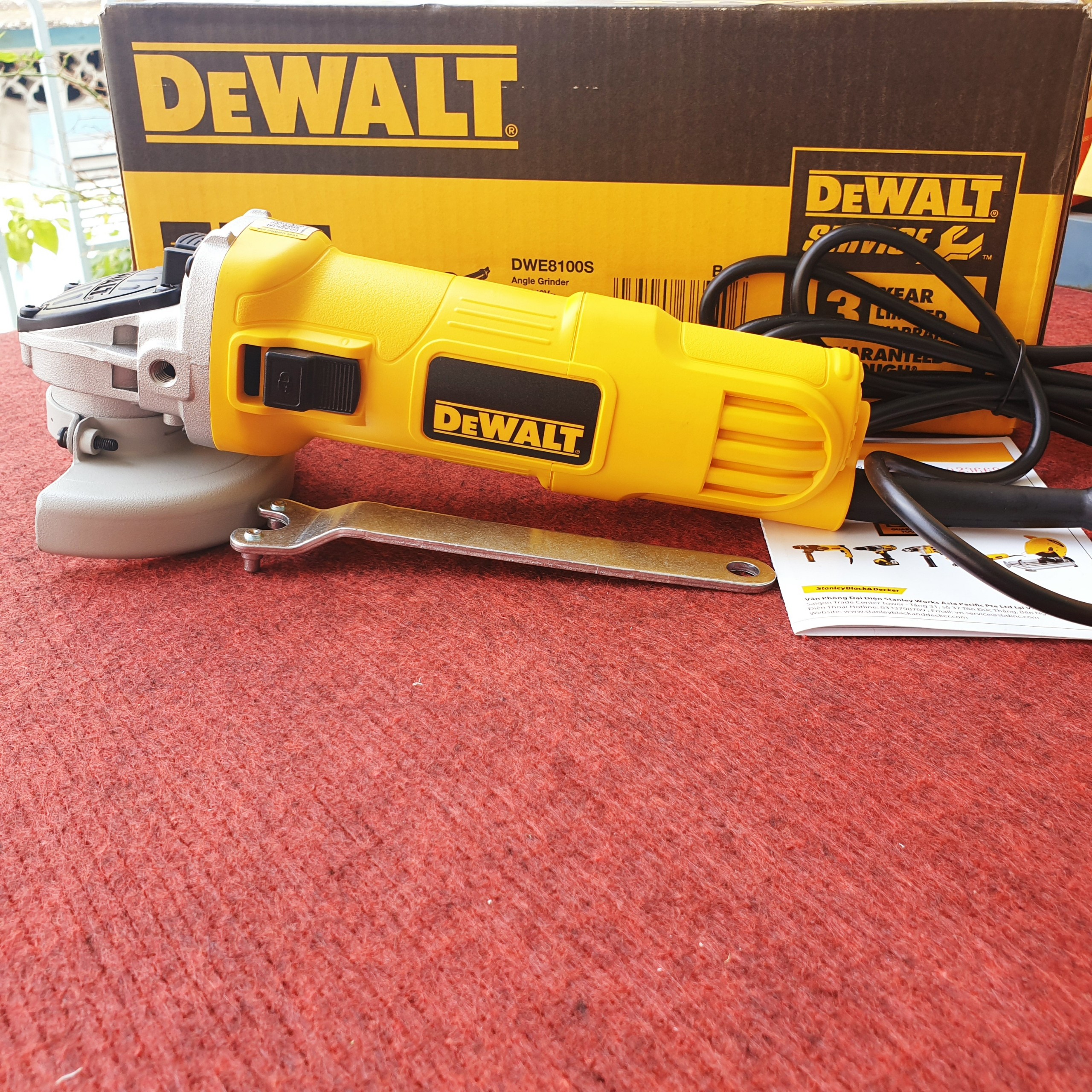 [HCM]Máy mài góc Dewalt DWE8100S công tắc trượt