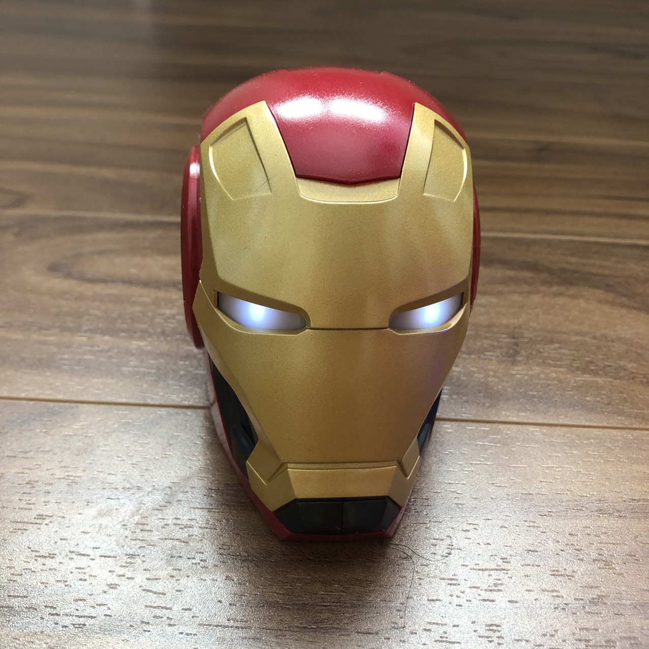 Loa  bluetooth IRONMAN người Sắt - Loa bluetooth siêu đẹp