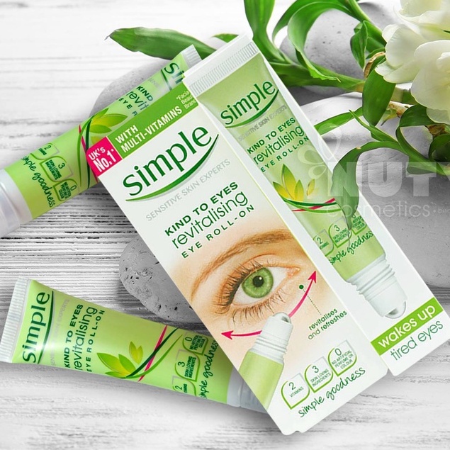 Thanh lăn dưỡng mắt Simple Revitalising Eye Roll On 15ml