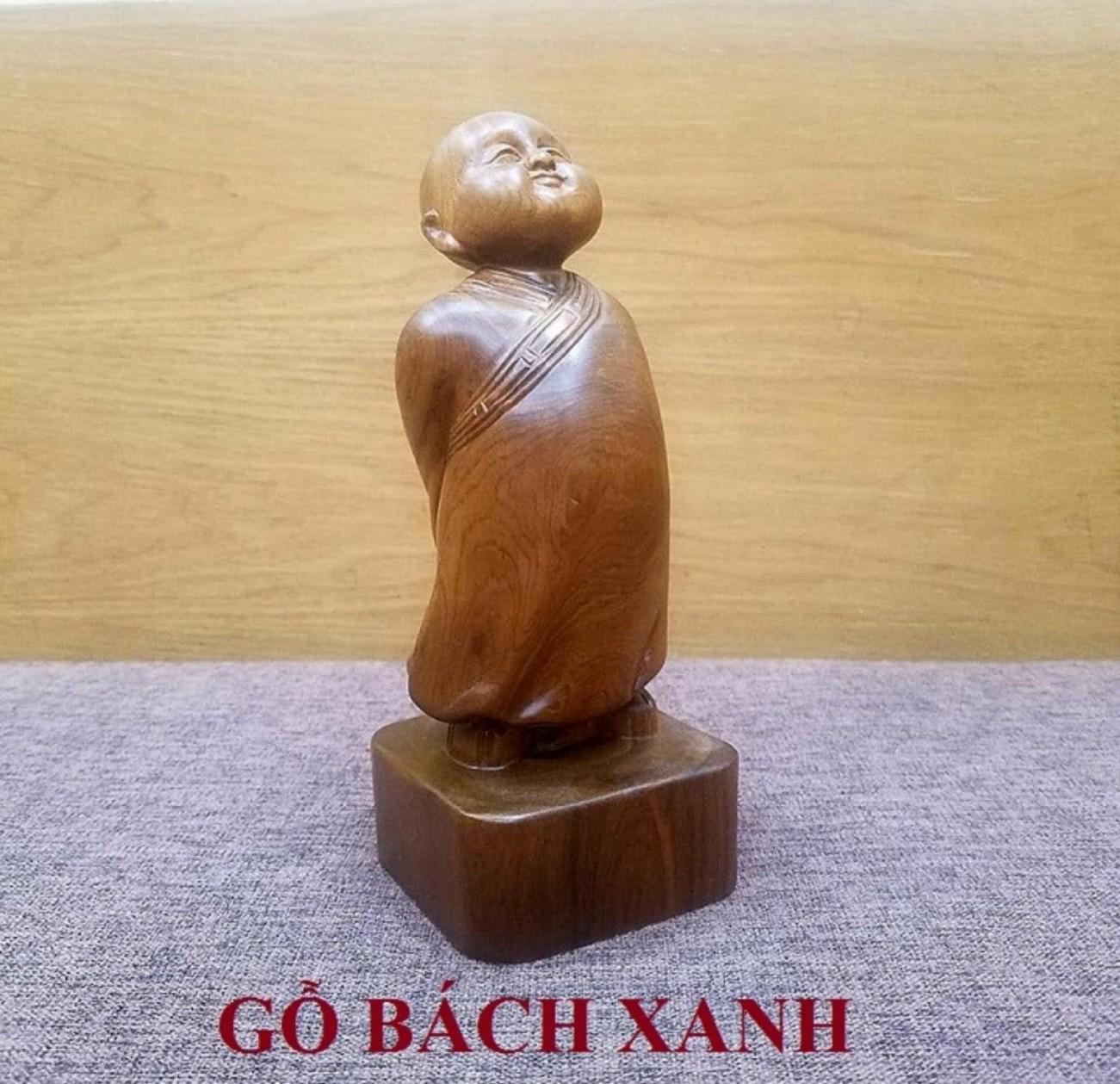 Tượng vạn sự tùy duyên KT15x5x5cm gỗ bách xanh thơm