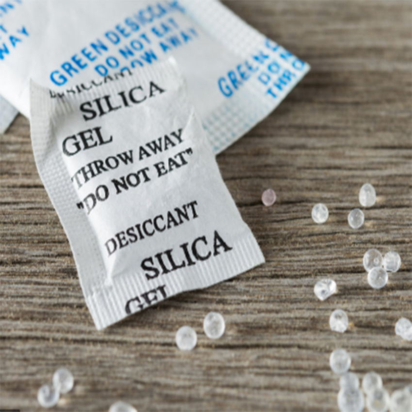 [HCM]1Kg Gói hút ẩm Silicagel loại 50gr (20 gói) - Bảo quản thực - dược phẩm, đồ công nghệ, quần áo - Chống ẩm mốc, chống gỉ sét, chống mùi....