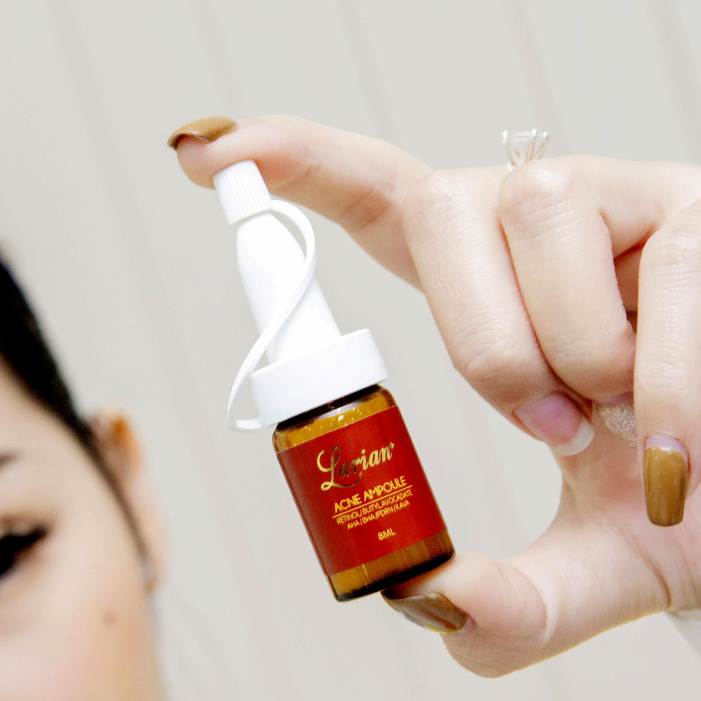 Tế bào gốc trị Mụn DNA cá hồi (LARIAN ACNE AMPOULE)