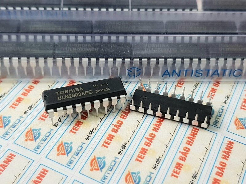 Combo 10 chiếc uln2803apg,uln2803 dip-18