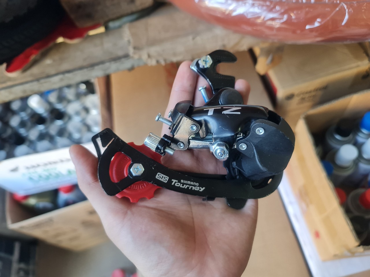 Củ đề, Cùi đề Xe đạp Shimano Tourney RD-TZ50 (bắt ốc và móc trục) - Loại đẹp