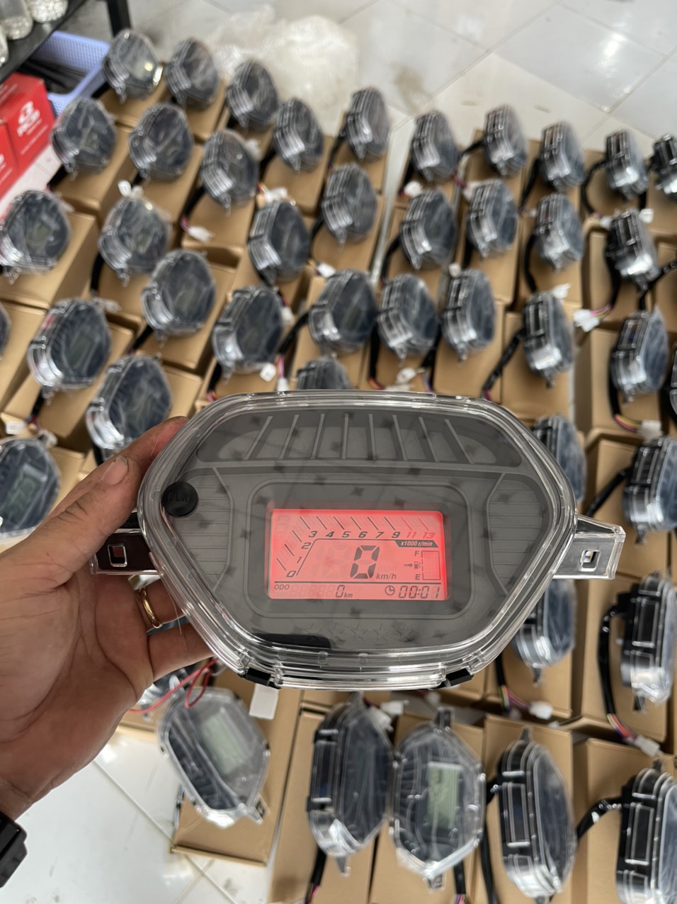 Ware Plus Đồng hồ điện tử wave nhỏ - wave thái như zin
