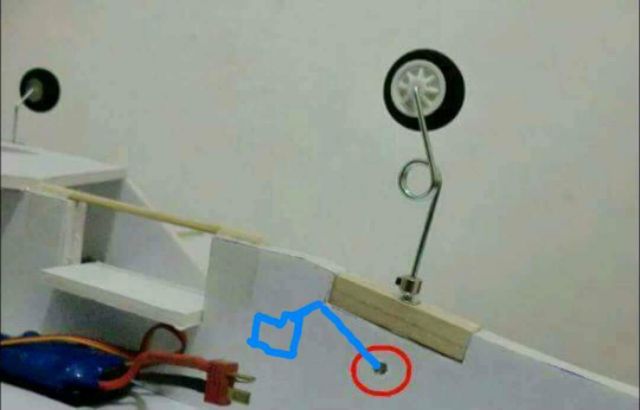 Càng đáp su27 flat.