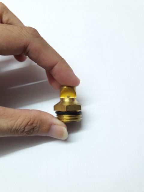 Béc phun rẻ quạt 180 độ bằng thau phi 21