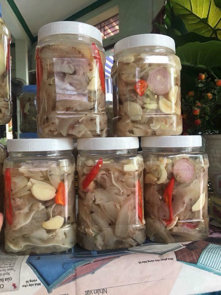 Tai heo ngâm giấm (1kg tai)
