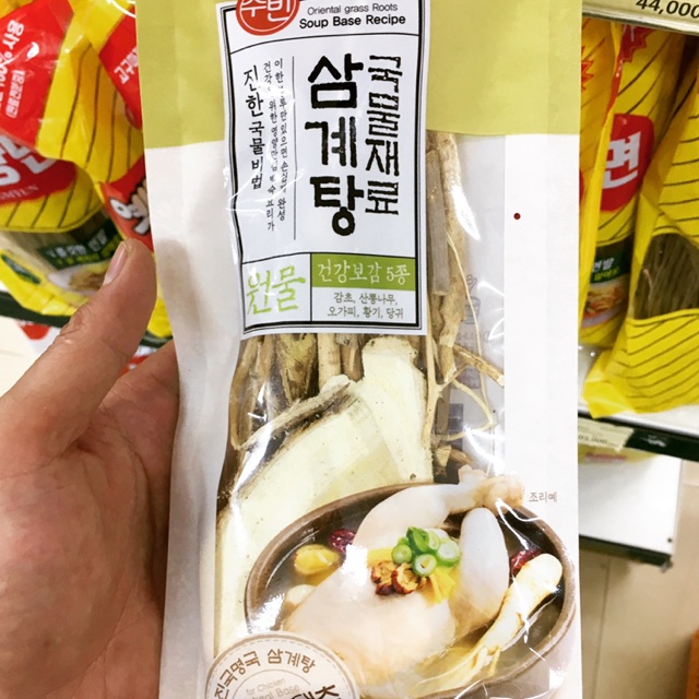 [KoreanMart] NGUYÊN LIỆU GÀ HẦM SÂM HÀN QUỐC GÓI 70G