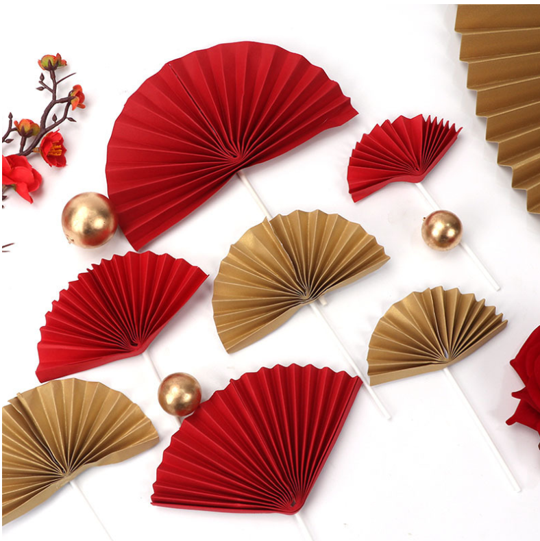 Quạt giấy trang trí tết