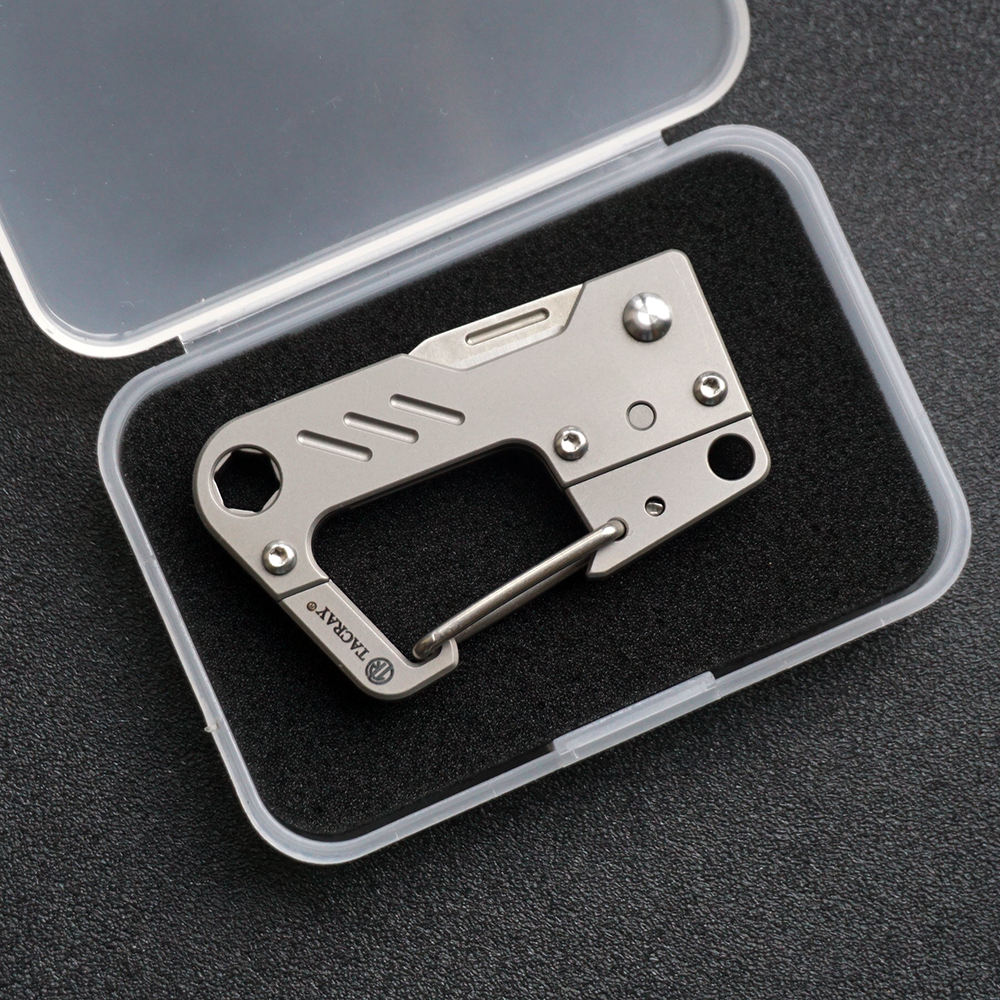 Móc khóa carabiner Tacray titanium có lưỡi dao