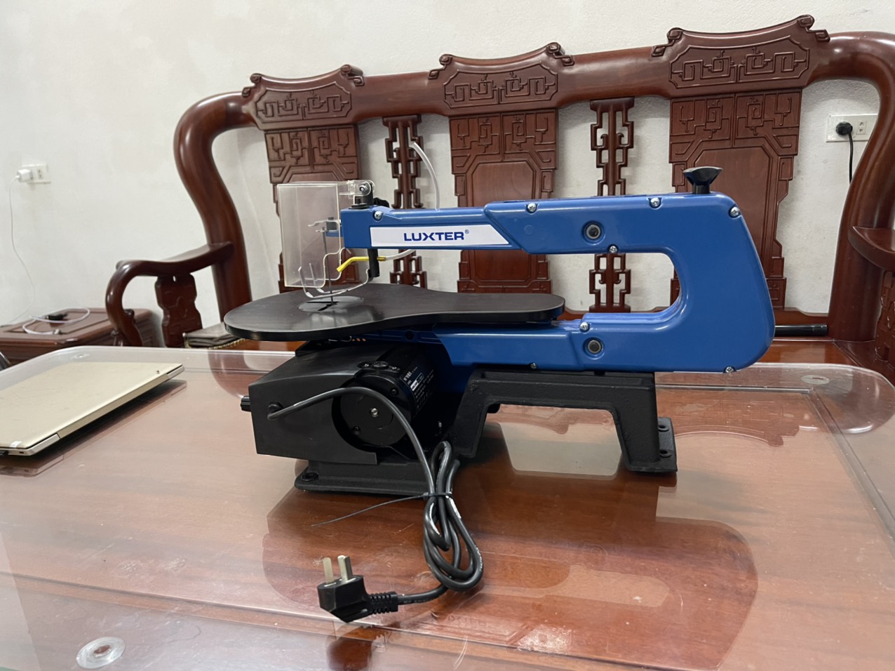 Máy cưa lọng chỉ