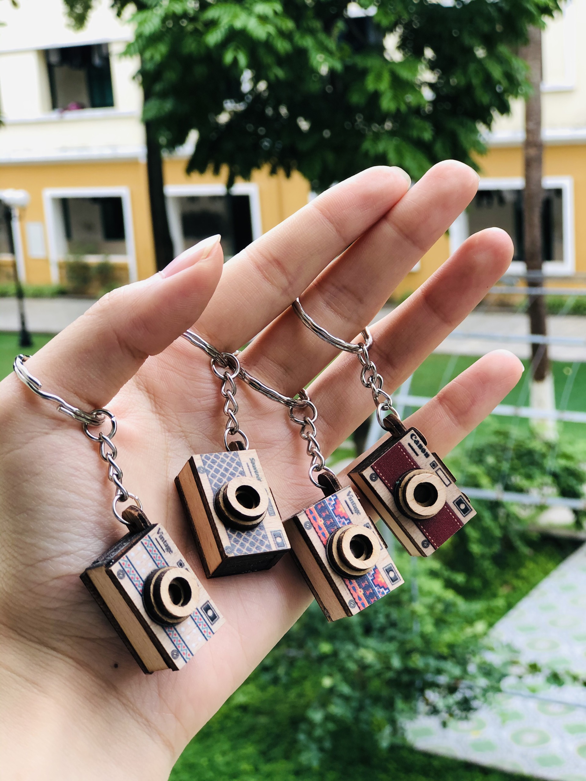 Móc khóa Gỗ máy ảnh