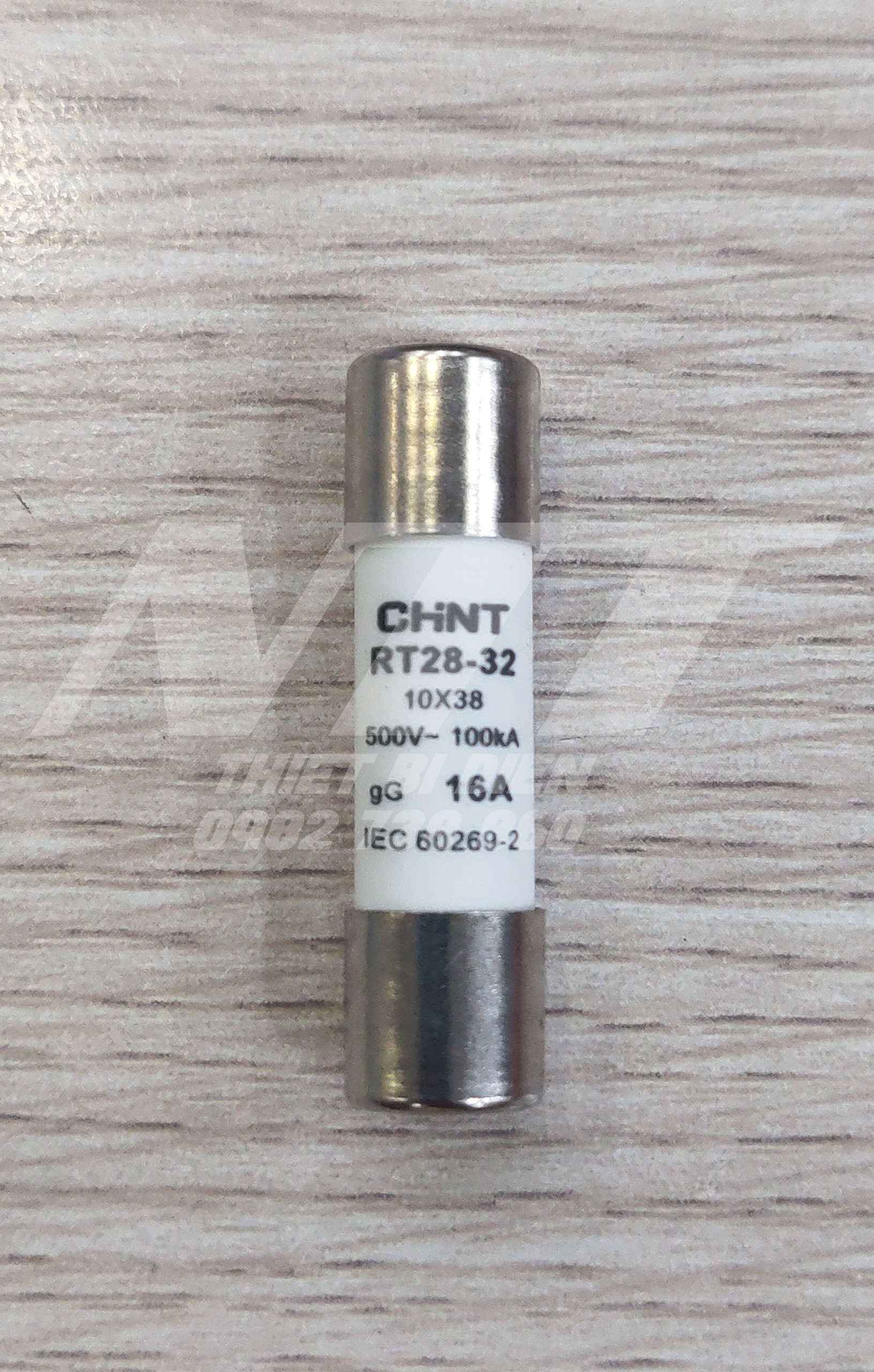 Đế cầu chì và cầu chì sứ RT28 Chint