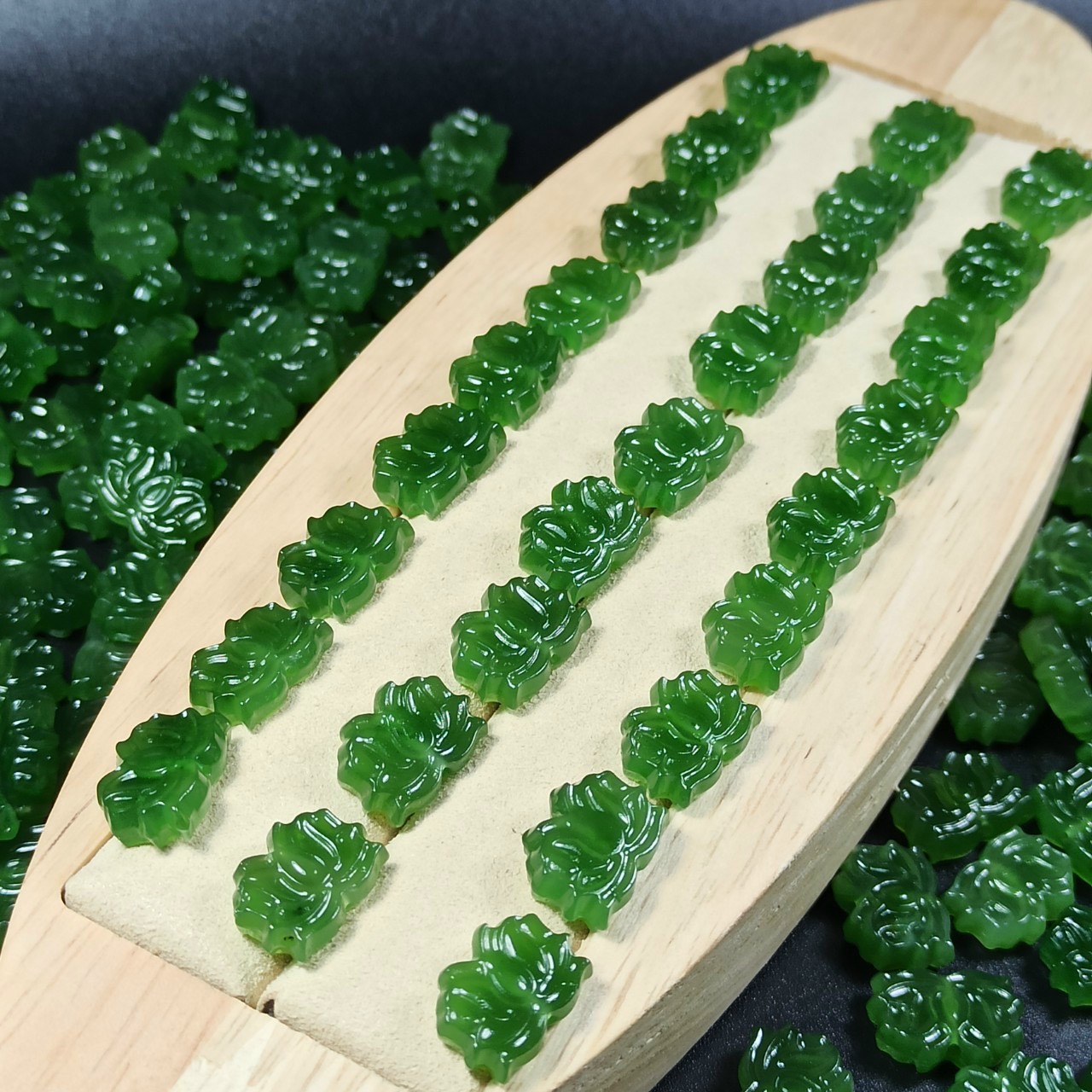 Charm Hoa Sen bích - 2 size - tặng 2 hạt Bích