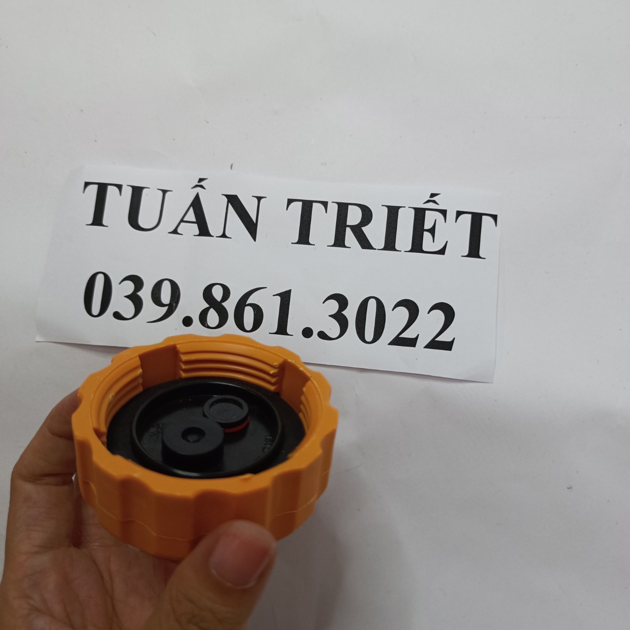 Nắp bình nước phụ Matiz 2 - Phụ tùng Tuấn Triết