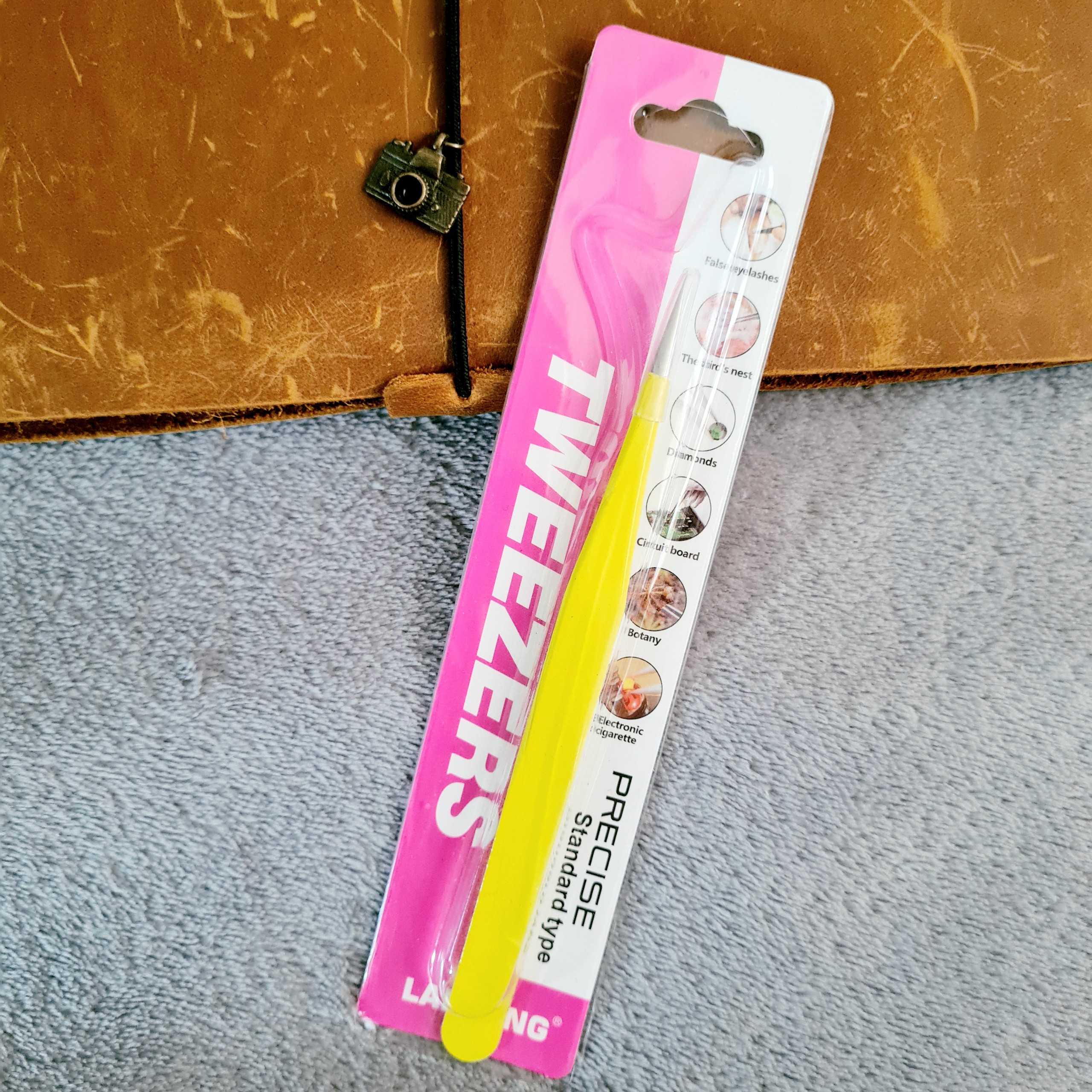 Nhíp gắp đá nail