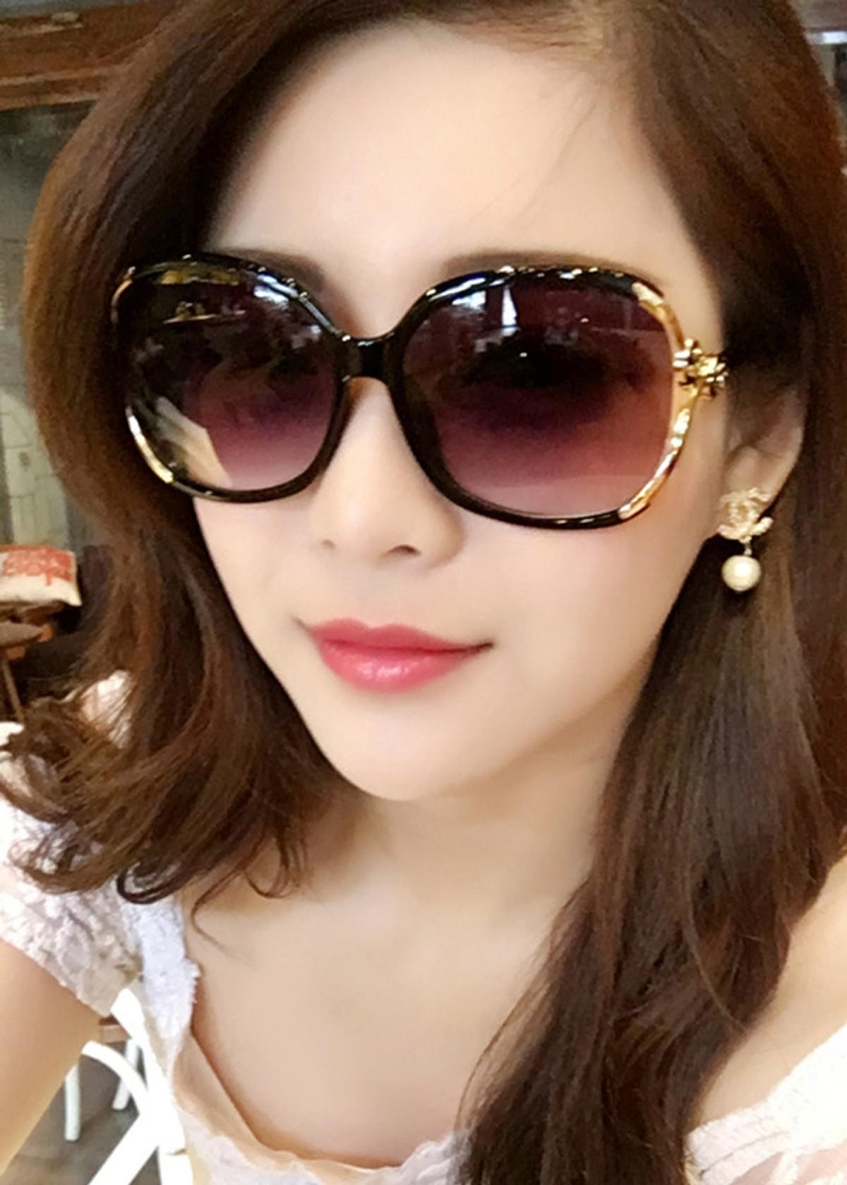 Kính thời trang nữ - Mắt kính mát nữ