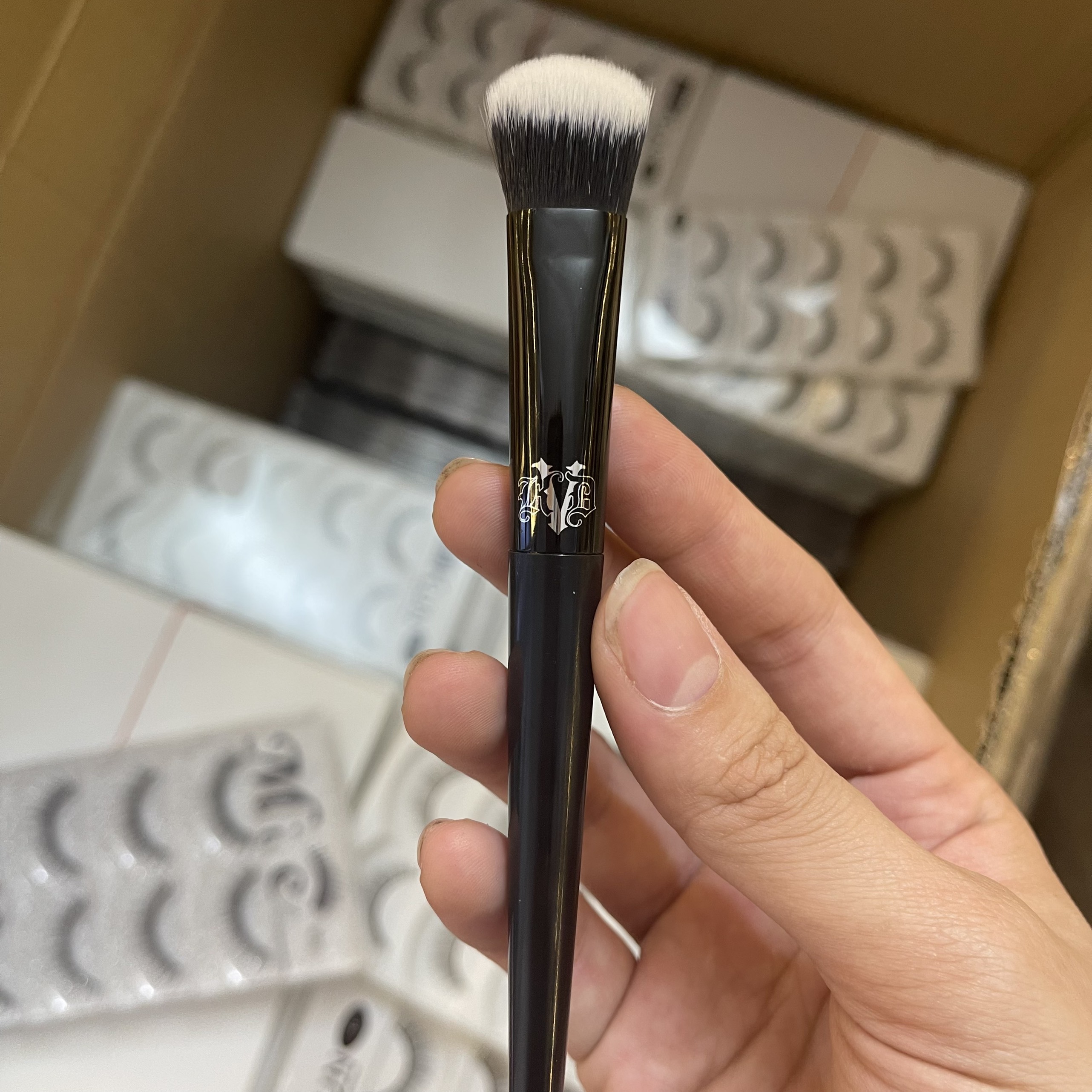Cọ nền cọ che khuyết điểm katvon d số 35