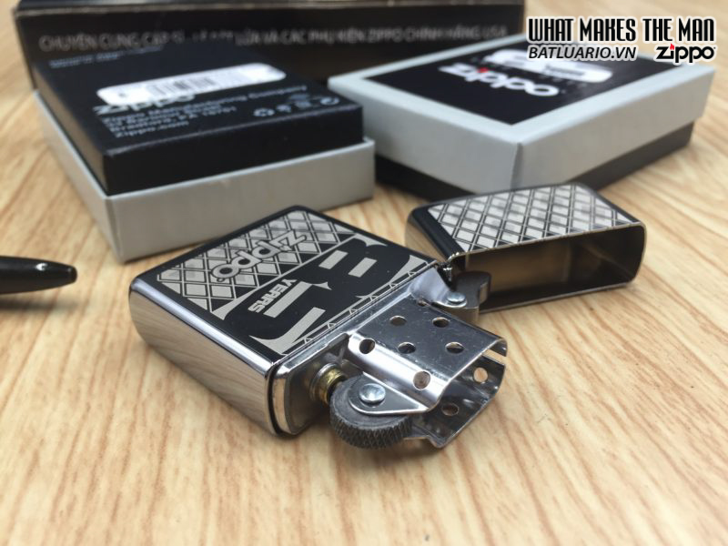 Zippo 29438 - ZIPPO 85TH ANNIVERSARY