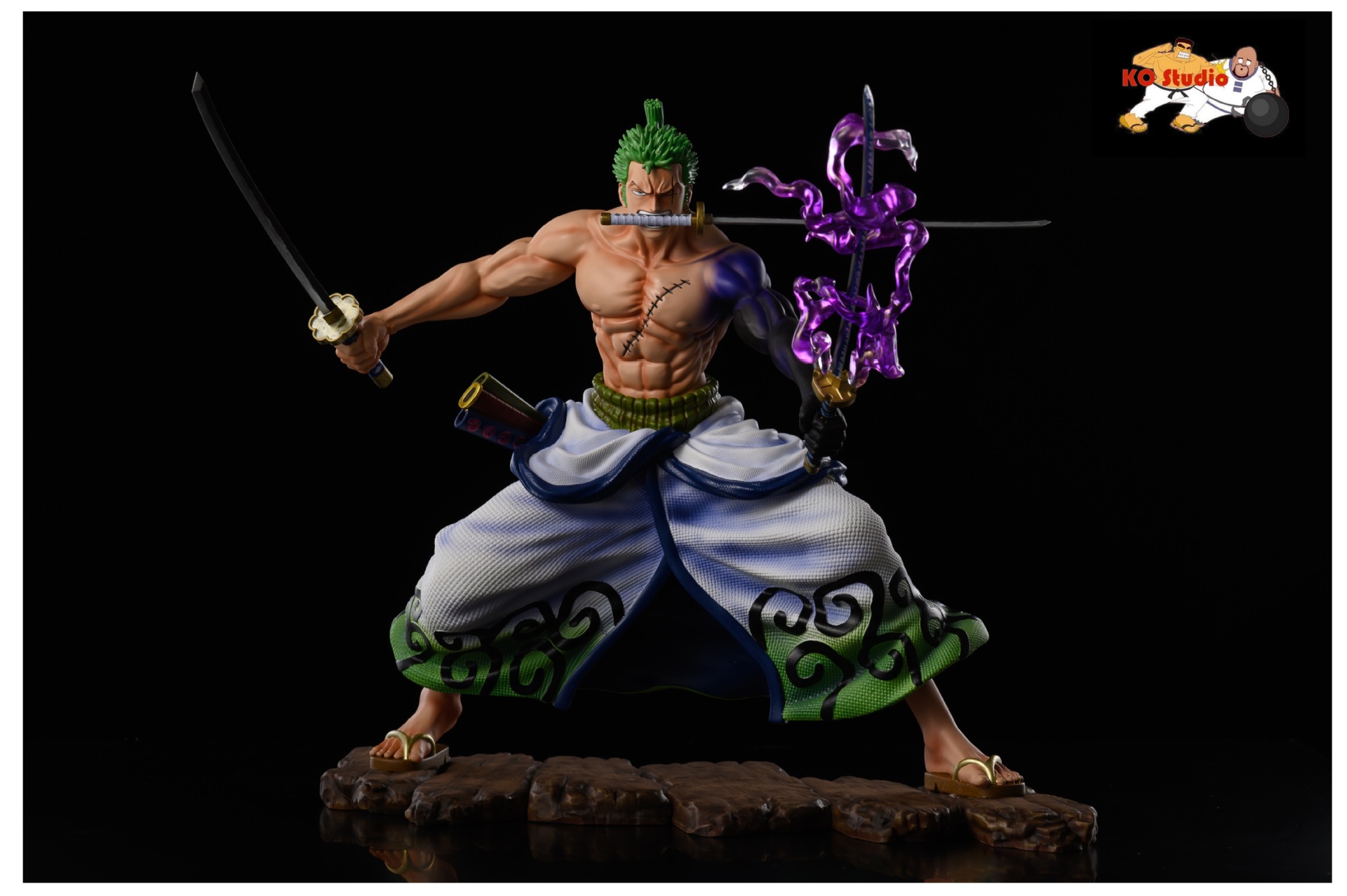 Mô hình độc đoán Enma Zoro - OnePiece