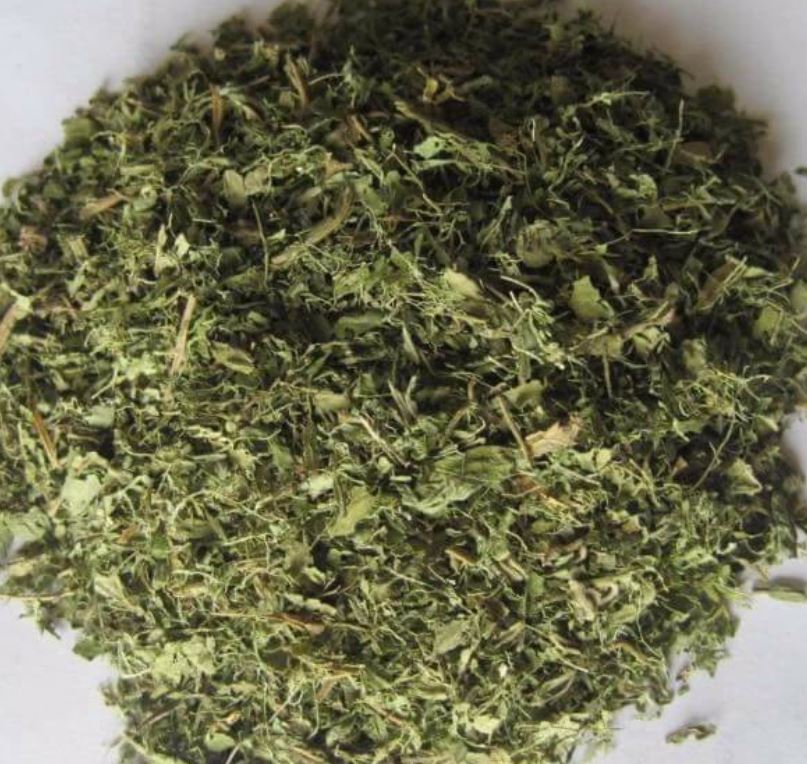 Lá đinh lăng khô 100 gram