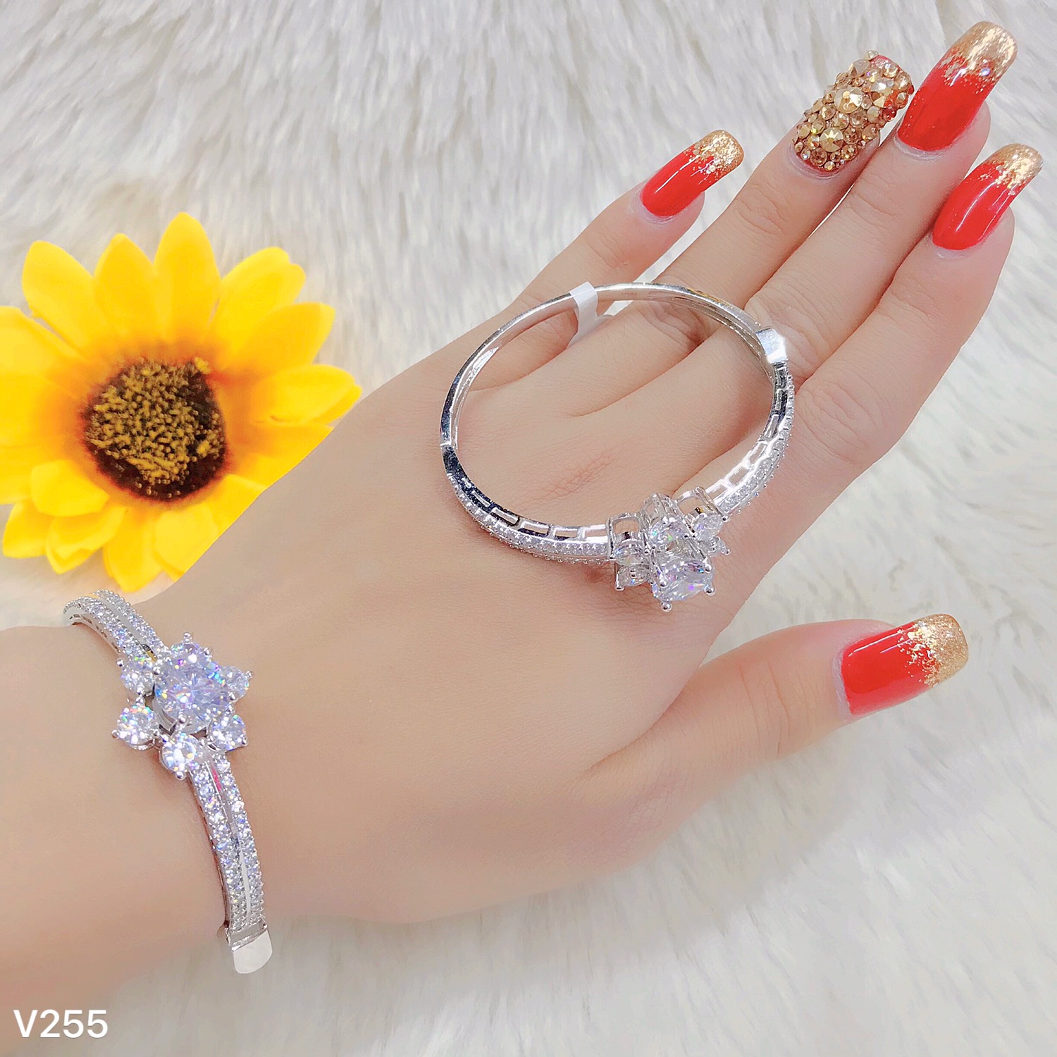 Vòng Tay Nữ Bạch Kim 95R - Giống Vàng Thật 99%
