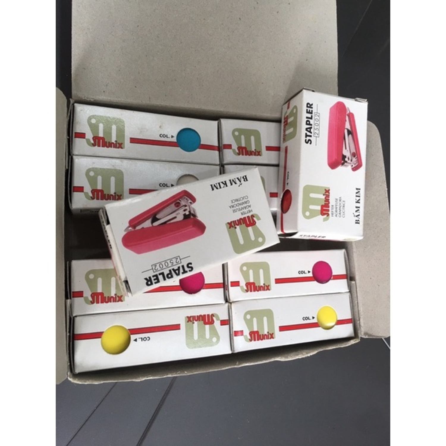 Bấm kim mini munix 25002 (no.10)