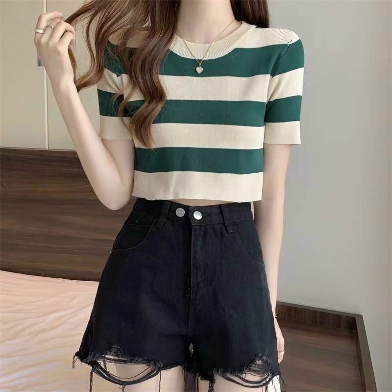 Áo len nữ ngắn tay kẻ sọc