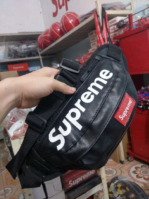 Túi bao tử da Supreme
