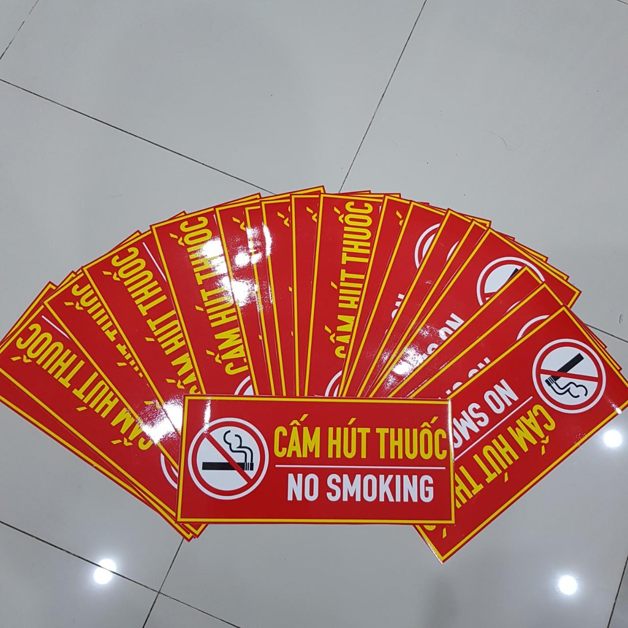 Decal dán kích thước 15cm x 40cm với nội dung No smoking